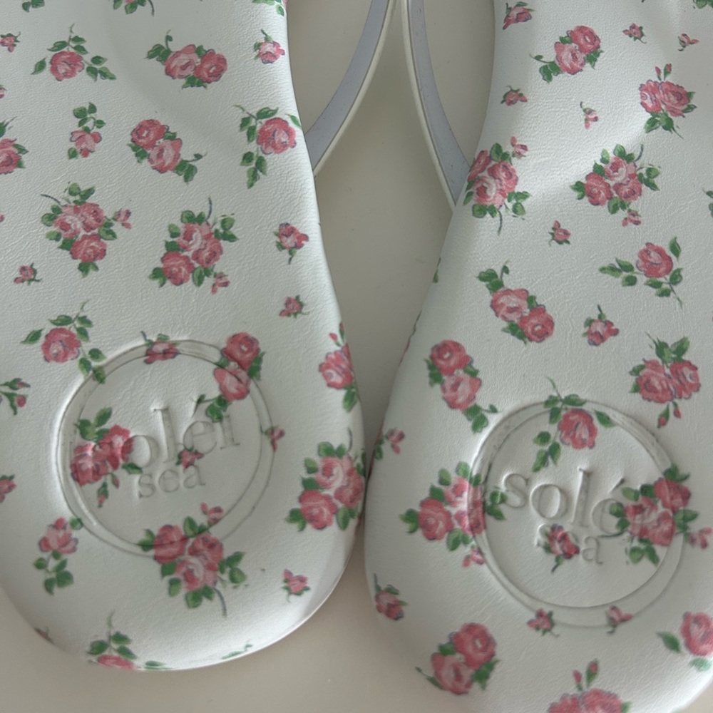 Solei Sea Indie white/pink floral sandal flip flop size 11 New - Picture 6 of 8